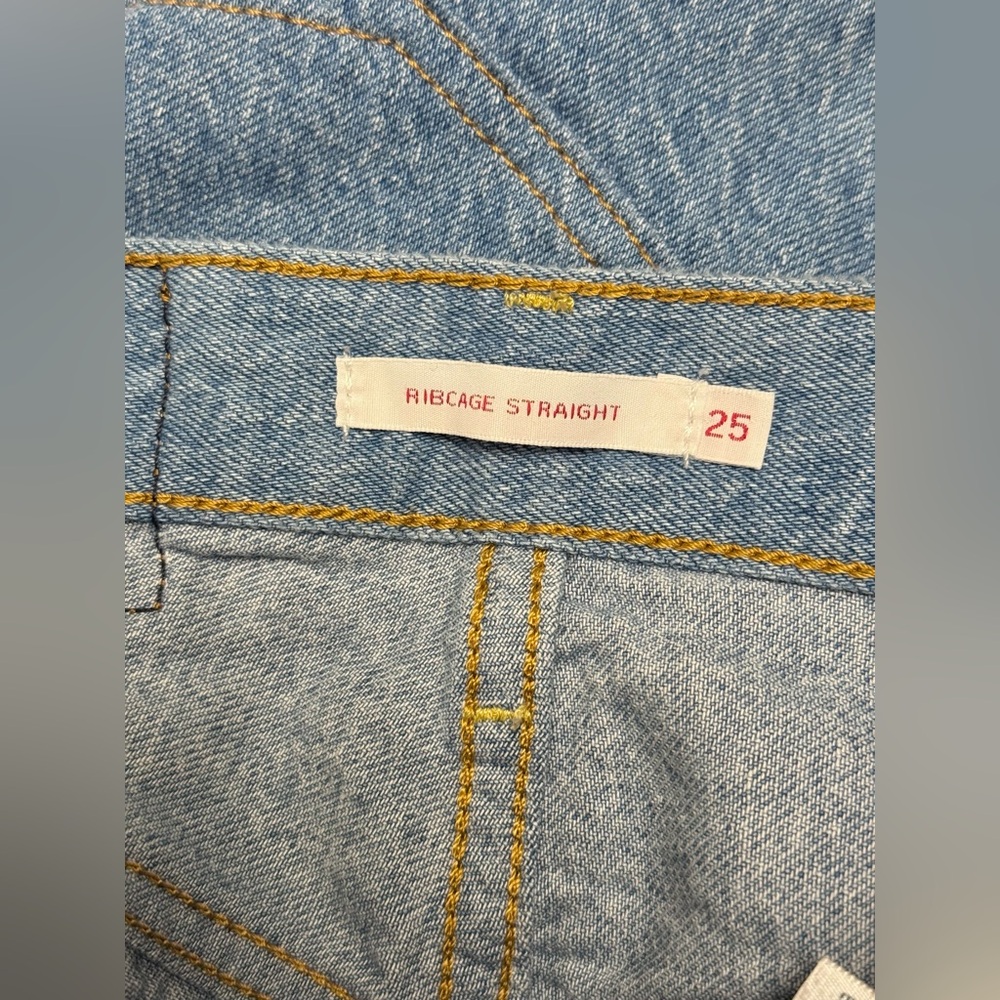 Levi’s x FARM Rio Ribcage Straight Jean - Picture 8 of 9